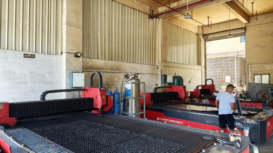 Machine assembly area